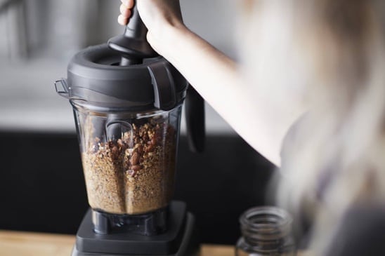 Grinding almond butter
