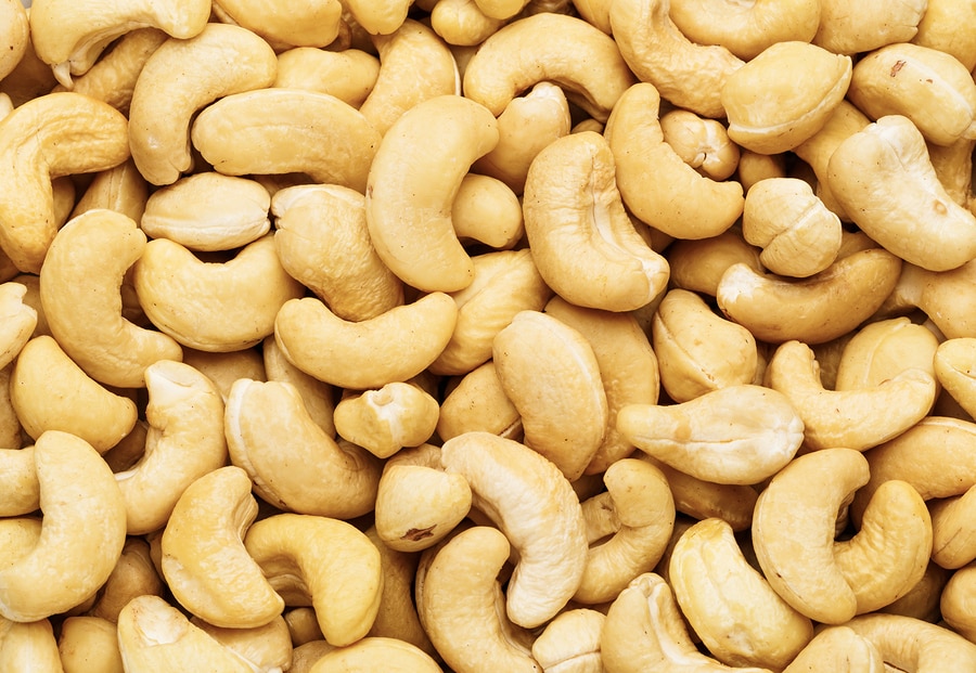 Cashew Milk Benefits and Uses Main