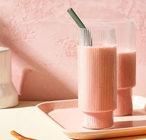 Strawberry Banana Oat Smoothie