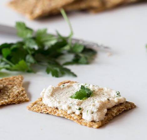Macadamia & Cashew Garlic & Herb Cheese Spread