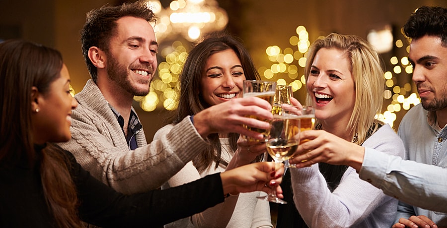 Responsible Alcohol Service How and When to Ask an Intoxicated Patron to Leave