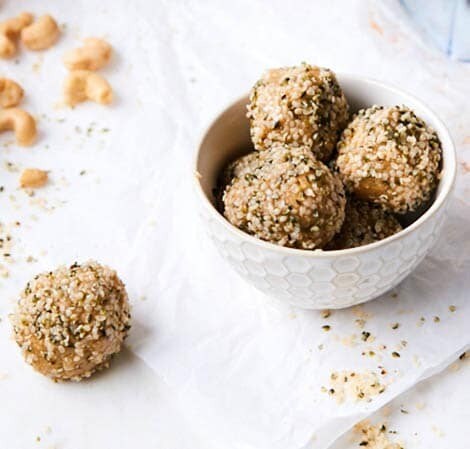Peanut Oat Energy Balls White Chocolate Peanut Butter Energy Balls.jpg