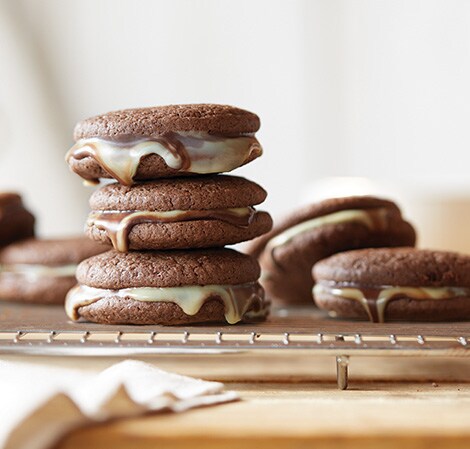Minty Chocolate Sandwich Cookies Minty Chocolate Sandwich Cookies
